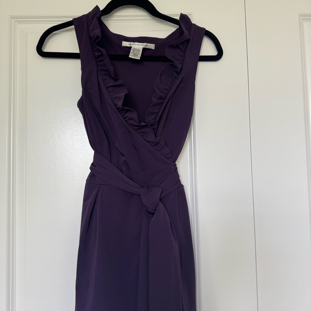 Vintage Y2K DVF Diane von Furstenberg Purple Ruffle Wrap Dress Size 2